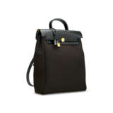 A CHOCOLAT CANVAS & BLACK VACHE HUNTER LEATHER HERBAG A DOS ZIP BACKPACK WITH GOLD HARDWARE - фото 2