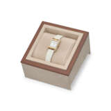 AN 18K YELLOW GOLD & DIAMOND CAPE COD WATCH WITH MOTHER-OF-PEARL DIAL & MATTE WHITE ALLIGATOR STRAP - фото 2