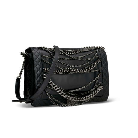 A BLACK CALFSKIN LEATHER EXTRA LARGE ENCHAINED BOY BAG WITH RUTHÉNIUM HARDWARE - photo 2