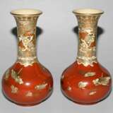 1 Paar Satsuma-Vasen von Taizan Yohei IX (1856– 1922), zugeschrieben. - photo 6