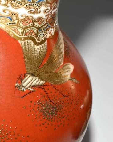 1 Paar Satsuma-Vasen von Taizan Yohei IX (1856– 1922), zugeschrieben. - photo 7