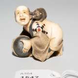 Netsuke von Yasuaki (Homei) - фото 3