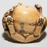 Lot: 5 Netsuke - фото 10