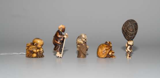 Lot: 5 Netsuke - фото 5