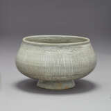 A BUNCHEONG SLIP-DECORATED STONEWARE BOWL - photo 1
