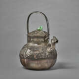 A SILVER EWER AND COVER WITH PHOENIX SPOUT - фото 1
