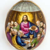 A RUSSIAN PORCELAIN EASTER EGG SHOWING THE LAST SUPPER - фото 1