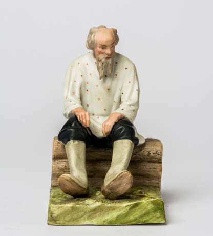 A RUSSIAN PORCELAIN FIGURE SHOWING AN OLD MAN - photo 1