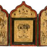 A RUSSIAN TRIPTYCH WITH FIRE GILDED SILVER OKLADS SHOWING THE HOLY TRINITY AND FEASTDAYS - фото 1