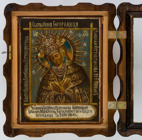 A RARE RUSSIAN ICON SHOWING THE MOTHER OF GOD OSTROBRAMSKAYA - фото 1