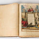 A VERY RARE BIBLE WITH 129 COLORED ETCHINGS - фото 1