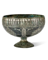 A SILVER-INLAID WHITE BRONZE FOOTED BOWL