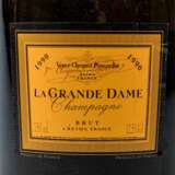 VEUVE CLICQUOT PONSARDIN 1 Flasche LA GRANDE DAME 1990 - photo 2