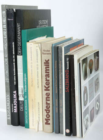 16 Keramik-Bücher u.a. Bachmayer - фото 2