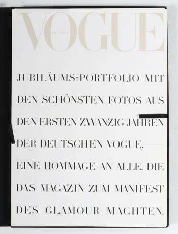 20 Jahre Vogue 1979-1999 Jubiläums-Portfolio mit den schönsten Fotos aus den ersten zwanzig Jahren der deutschen Vogue - Eine Hommage an alle die das Magazin zum Manifest des Glamour machten - фото 4