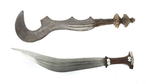 Zwei afrikanische Schwerter 20. Jh. - Foto 1