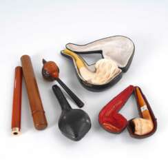 3 Meerschaumpfeifen und 1 Bernsteinspit