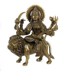 Reitende Durga Indien