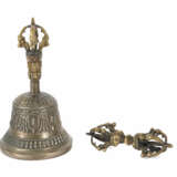 Glocke und Donnerkeil Nepal - Foto 1