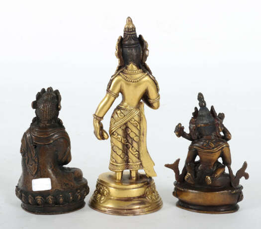 3 buddhistische Bronzefiguren Nepal - photo 2