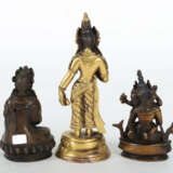 3 buddhistische Bronzefiguren Nepal - photo 2