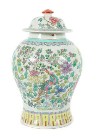 Deckelvase mit Blumen China - photo 1