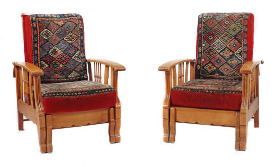 Paar Sessel mit ausziehbaren Fußbänken 20. Jh. - Foto 1