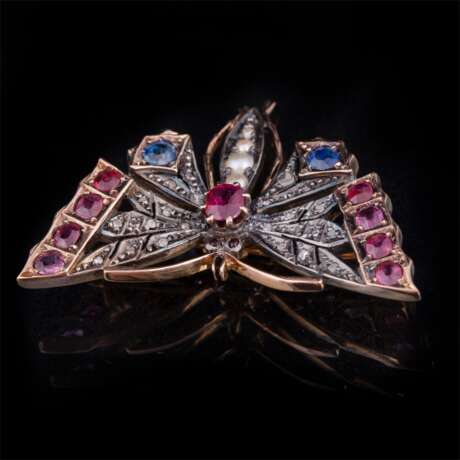 Золотая брошь «Бабочка» с алмазами, рубинами, сапфирами - Foto 2