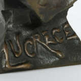Villanis, Emmanuel (nach) Lille 1858 - 1914 Paris, französischer Bildhauer, ''Lucrèce (Lucretia)'', Bronze, patiniert, vollplastische Jugendstilbüste, auf der Schulter im Guss bez - photo 5