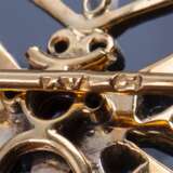 Золотая брошь «Бабочка» с алмазами, рубинами, сапфирами - фото 4