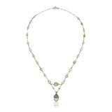 GROUP OF DIAMOND AND PEARL NECKLACES - Foto 6
