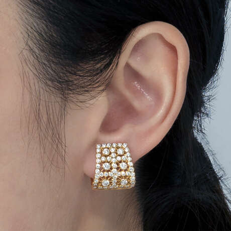 DIAMOND NECKLACE BY REZA AND DIAMOND EARRINGS - photo 7