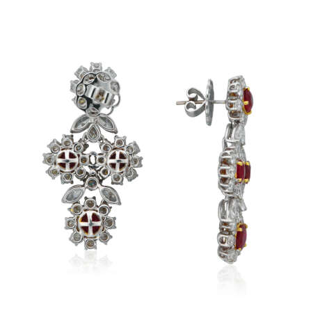 RUBY AND DIAMOND EARRINGS - фото 2