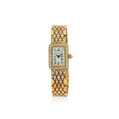 CARTIER 'TANK ALLONGÉE' GOLD AND DIAMOND WRISTWATCH - Foto 1