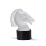 A LALIQUE 'LONGCHAMP' LIGHTED HORSE CRYSTAL FIGURINE - photo 2