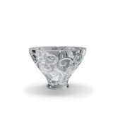 A LALIQUE 'VERONE' CRYSTAL BOWL - фото 1