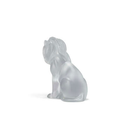 A LALIQUE 'BAMARA' LION CRYSTAL FIGURINE - photo 3