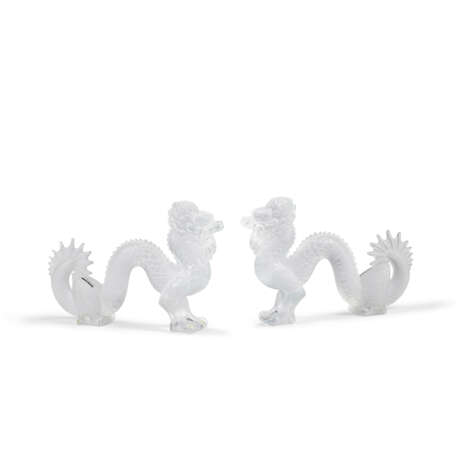 A PAIR OF LALIQUE DRAGON FIGURINES - photo 1