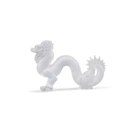 A PAIR OF LALIQUE DRAGON FIGURINES - фото 5