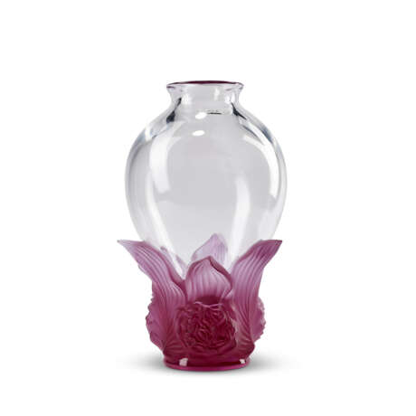 A LALIQUE LIMITED EDITION 'PIVOINES FUCHSIA' CRYSTAL VASE - photo 1