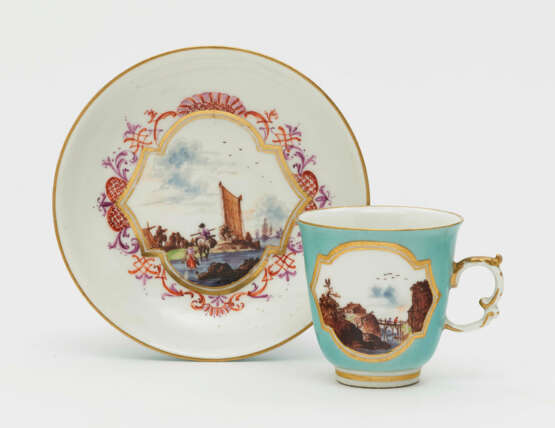 Tasse mit Untertasse - Meissen, um 1745 - Foto 1