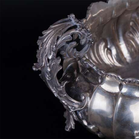 Массивная серебряная фруктовница. Серебро, 800. Италия - фото 2