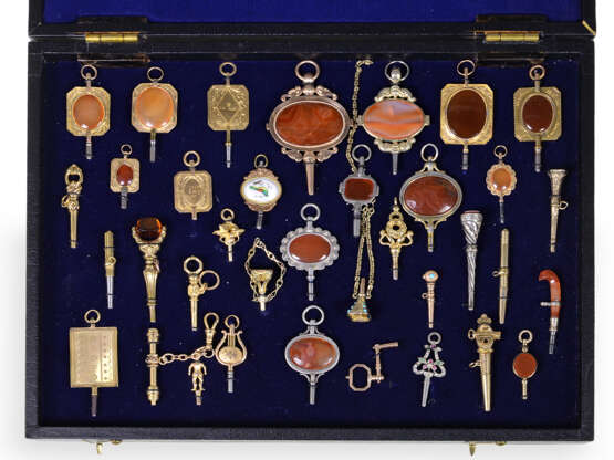 Uhrenschlüssel: außergewöhnliche Sammlung hochfeiner Spindeluhrenschlüssel, ca. 1700-1820 - Foto 1