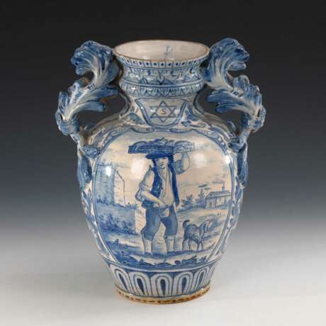 Große Fayence-Vase mit biblischen Szene - Foto 3