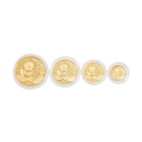 China/GOLD und BIMETALL - Panda Proof Set im Holzeui, - photo 2