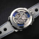 M.A.D 1 FRIENDS EDITION, A STEEL AUTOMATIC WRISTWATCH WITH LATERAL TIME DISPLAY - photo 3