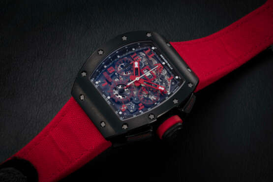 RICHARD MILLE RM 011-FM AH WG ‘MARCUS’ EDITION, A RARE GOLD AND TITANIUM FLYBACK CHRONOGRAPH - photo 2