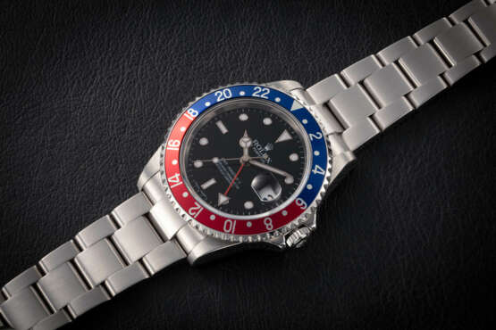 ROLEX, GMT-MASTER REF. 16710 ‘STICK DIAL’, A STEEL DUAL TIME WRISTWATCH - photo 2