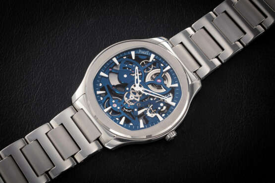 PIAGET, POLO S, A STEEL SKELETONISED AUTOMATIC WRISTWATCH - фото 2