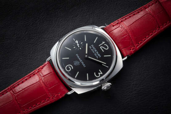 PANERAI, RADIOMIR BLACK SEAL, A LIMITED EDITION STEEL MANUAL-WINDING WRISTWATCH - photo 2